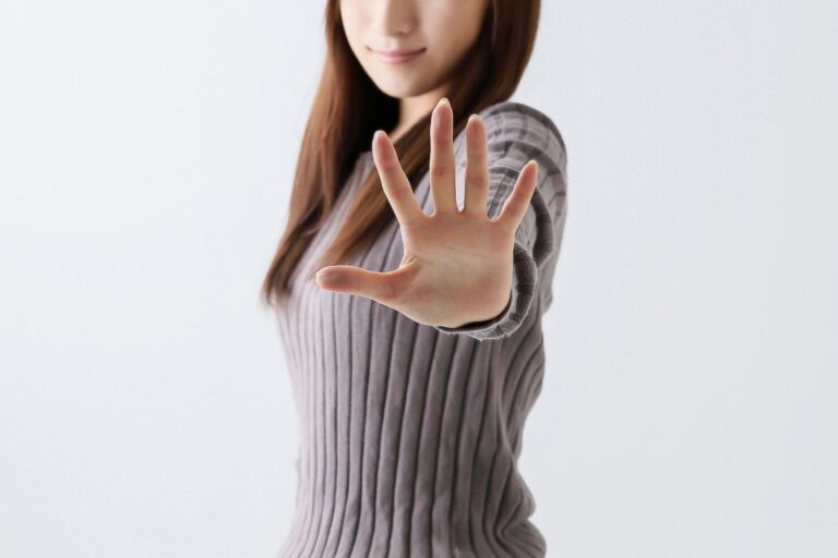 40代がそのまま着るのはちょっと待って！要注意アイテムって？