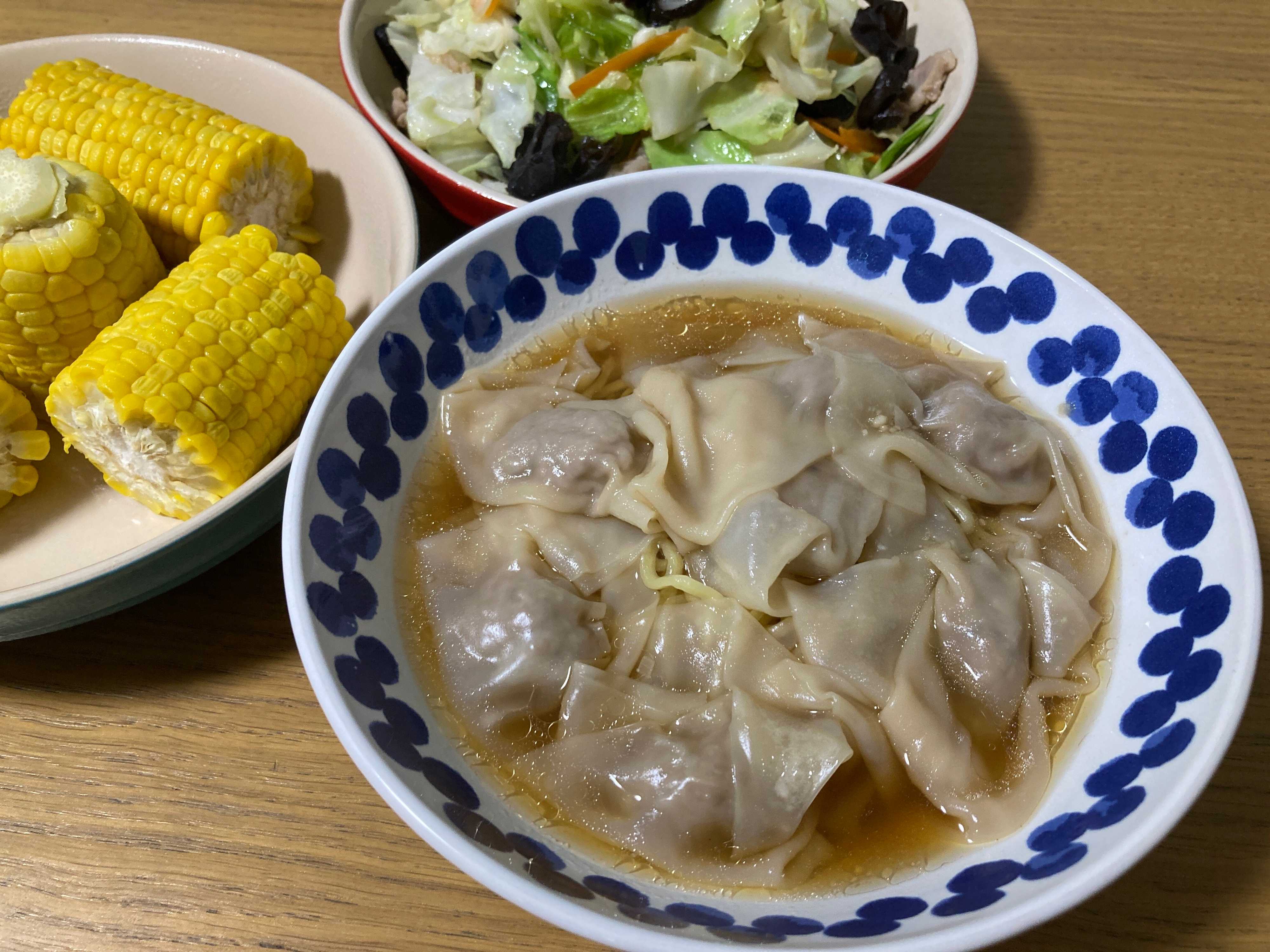 業務スーパーの食材で作ったワンタン麺
