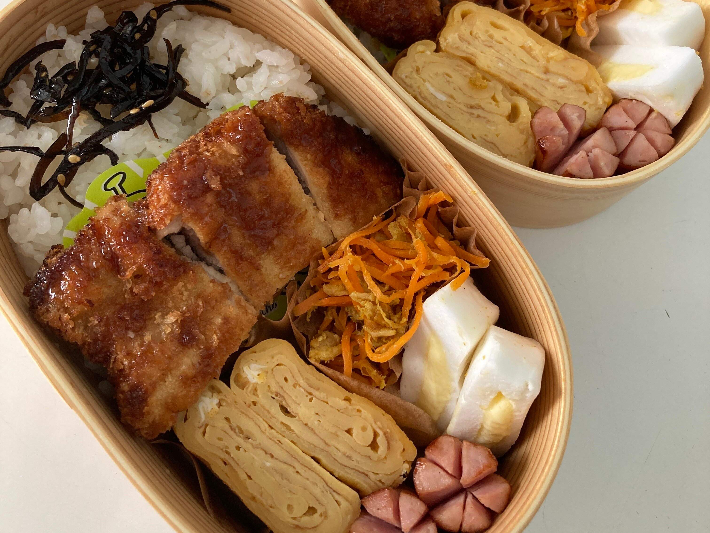 お弁当の彩りに加えたカレーしりしり