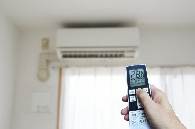 暑い日のエアコン、何度にしてる？設定温度の”落とし穴”と熱中症対策のコツを気象予報士が解説