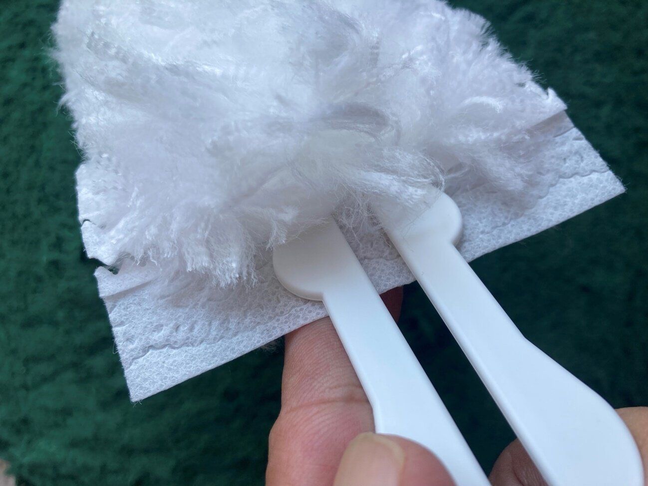 【ダイソー】「この商品考えた人天才かも」家に1つは持っておきたい掃除グッズをマニアも絶賛！