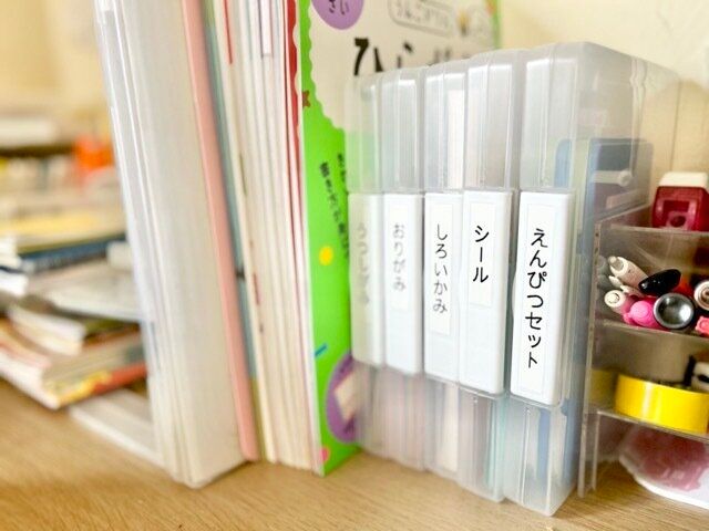 毎日の「ママこれどこ？」に終止符！ダイソーA5ボックスで見える収納術