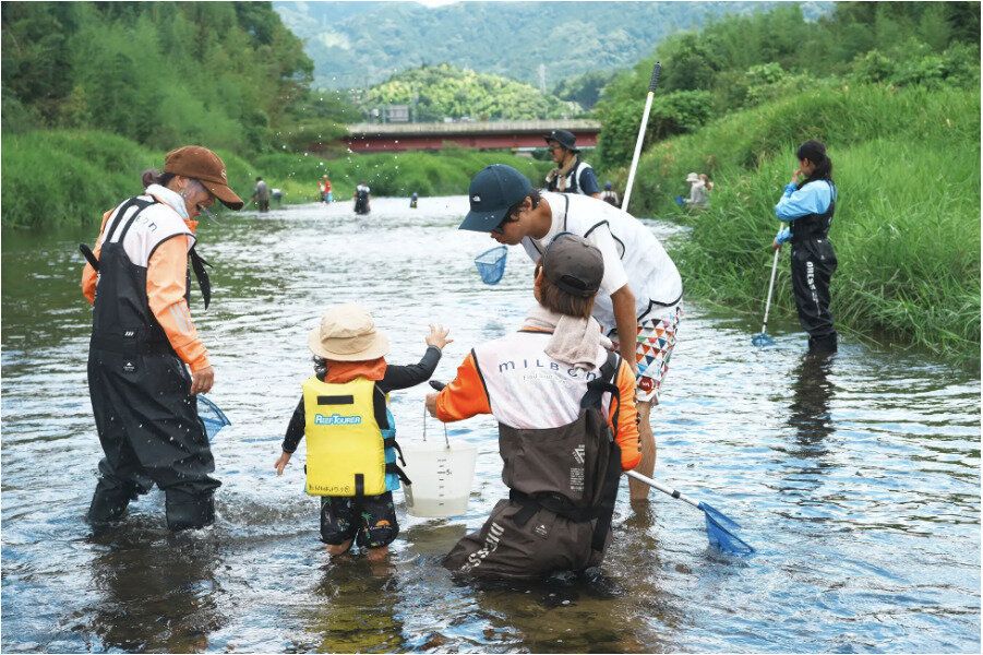 ミルボン×市民団体 魚と子どものネットワーク　地域の子どもたちと川の命に触れ合う体験学習 第3回「水質調査と水辺の自然観察会」に64名が参加（PR TIMES）