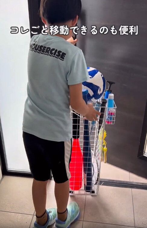 【ダイソー】遊ぶときは収納ラックごと移動できるのも便利