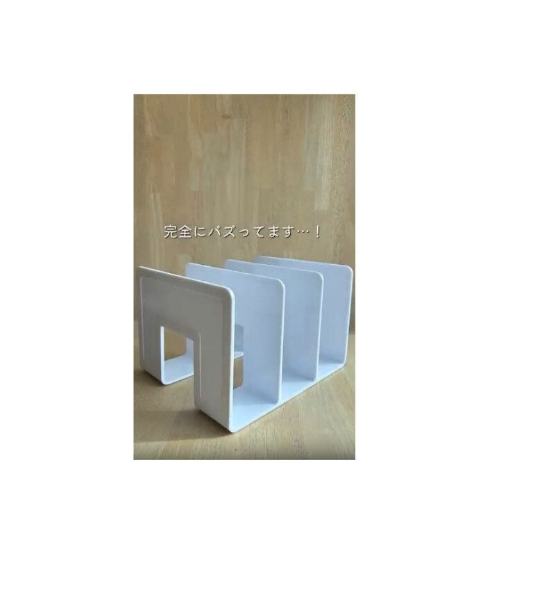 万能すぎる！【ダイソー】「デスク上がすっきり」「靴収納にも使える」ブックエンドのじゃない使い方8選