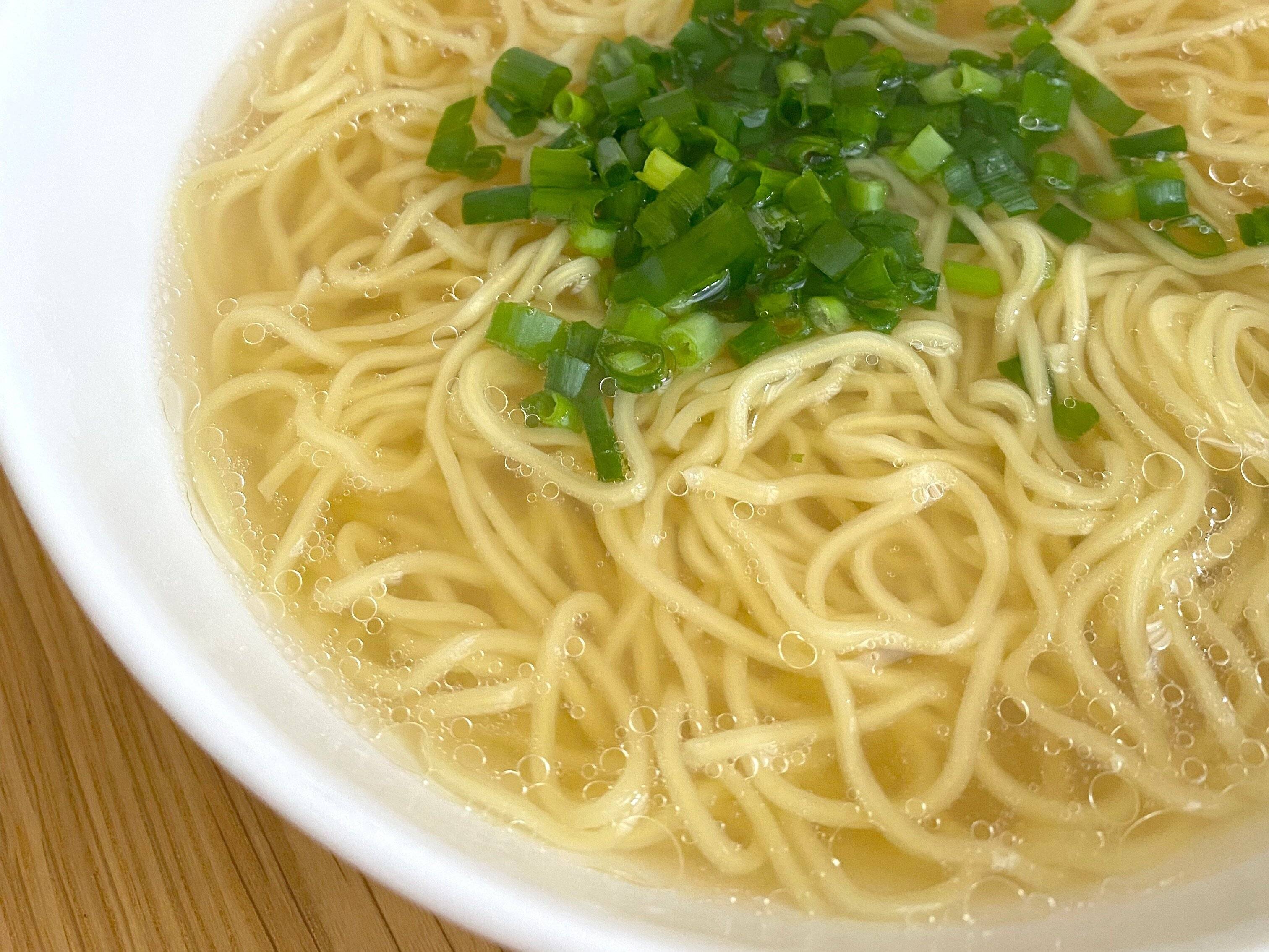 北海道でつくったラーメン　シークヮーサーしお