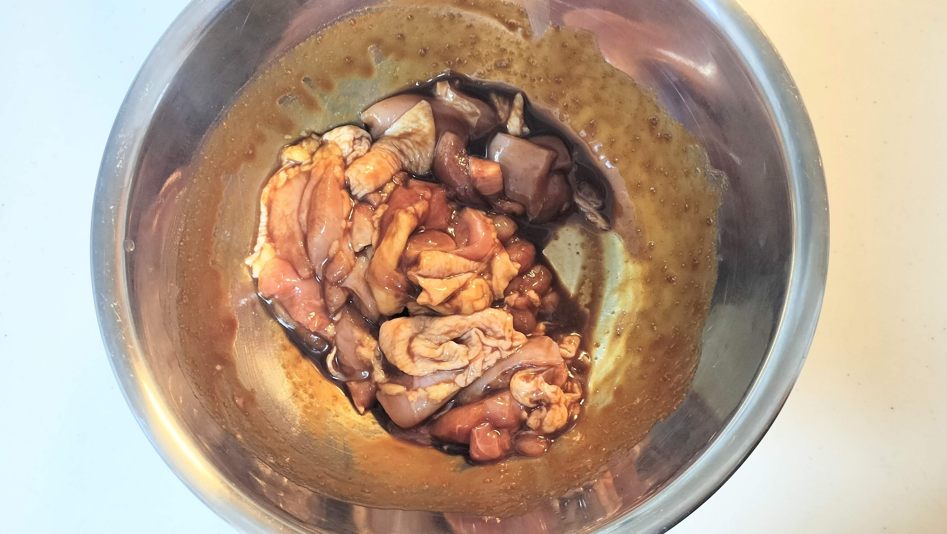 漬け込んだ鶏肉