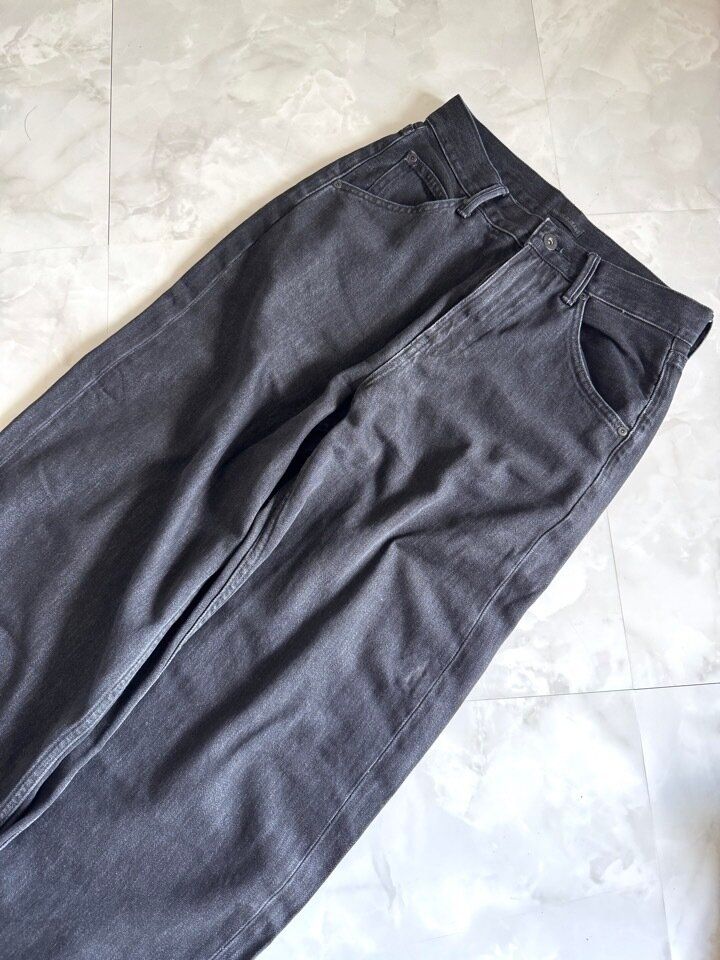 ユニクロ バギーカーブジーンズ