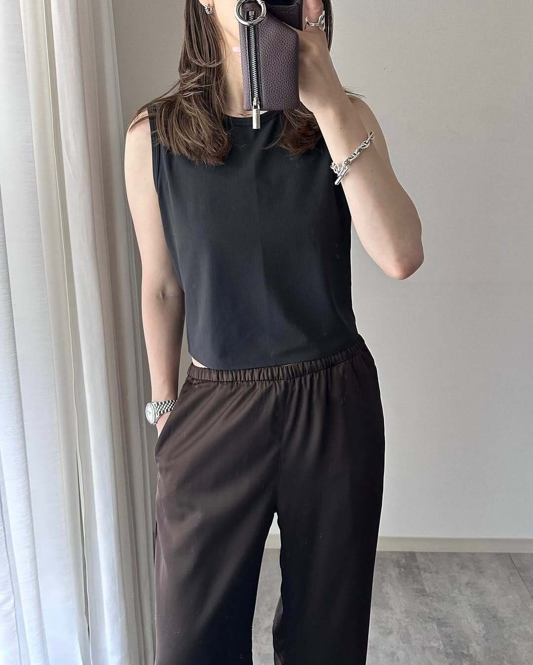 【ユニクロ】790円ノースリーブも!見つけたら即買いしたい「夏値下げアイテム」5選