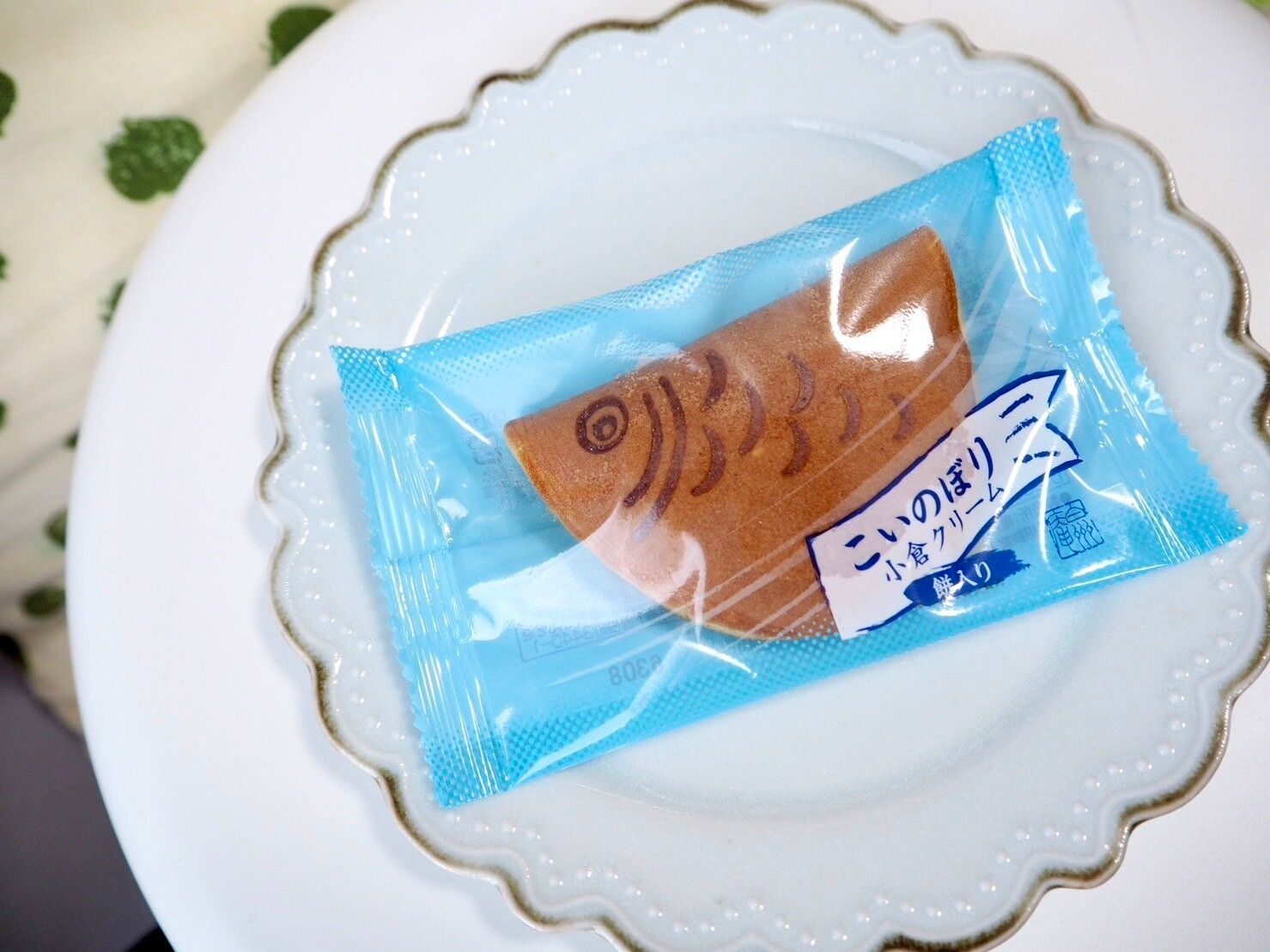 シャトレーゼ「こいのぼり　小倉クリーム」商品写真