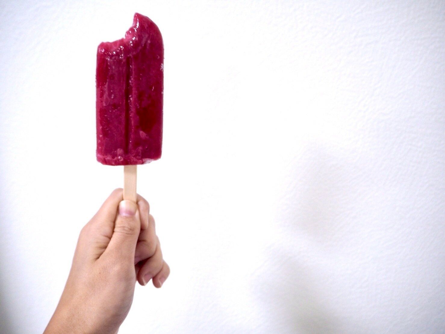 シャトレーゼ「カクテル日和 サングリアテイスト」開封後写真