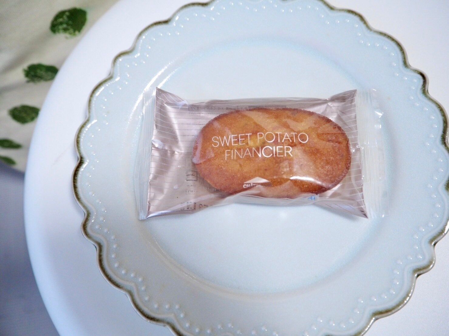 シャトレーゼ「スイートポテトフィナンシェ」商品写真