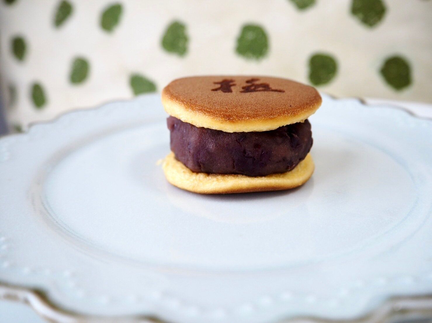 シャトレーゼ「丹波大納言どらやき 極」商品写真