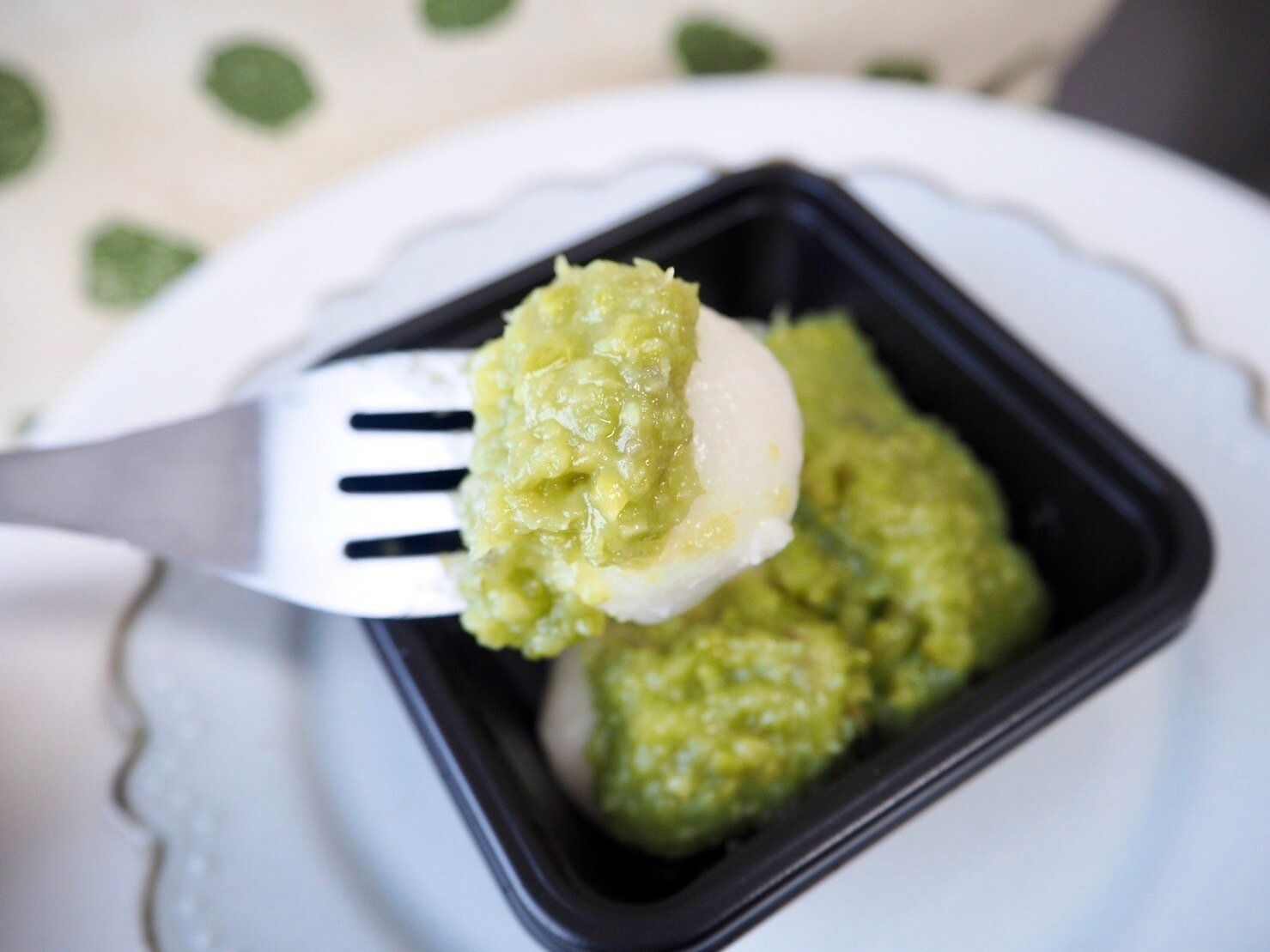 シャトレーゼ「ずんだ餅」開封後写真