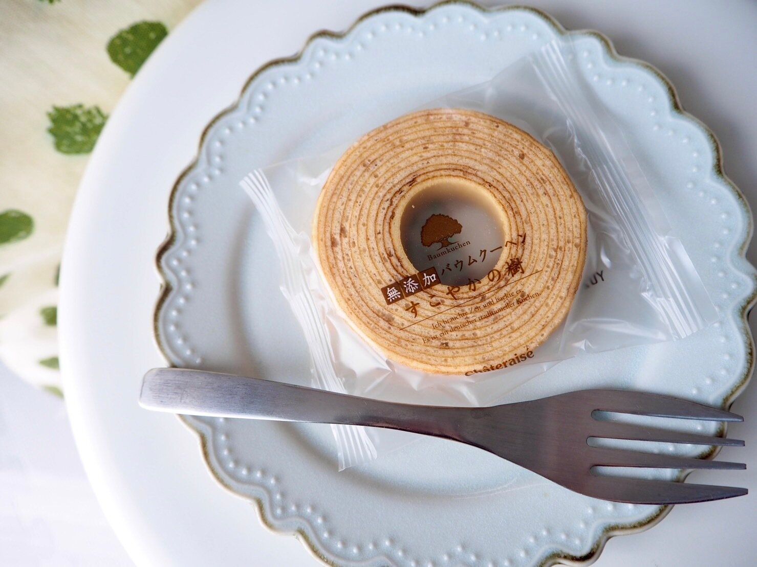 シャトレーゼ「無添加バウムクーヘン　すこやかの樹」商品写真