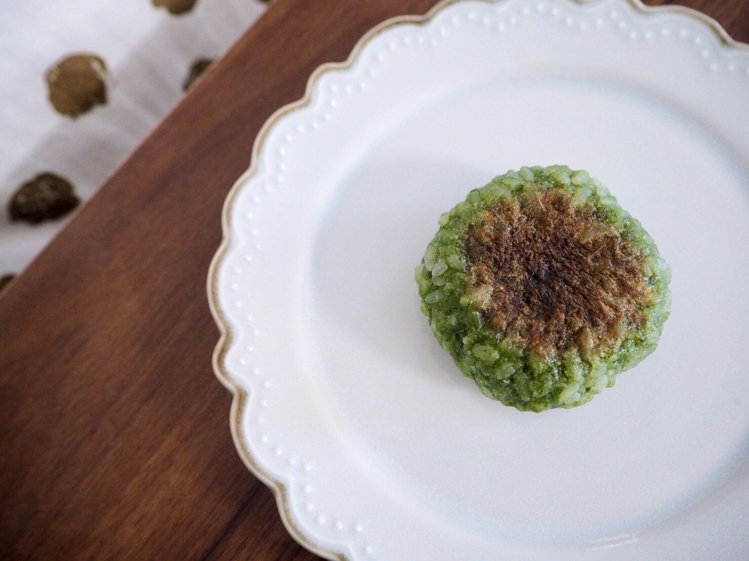 シャトレーゼ「粗搗き大福 よもぎ」商品写真