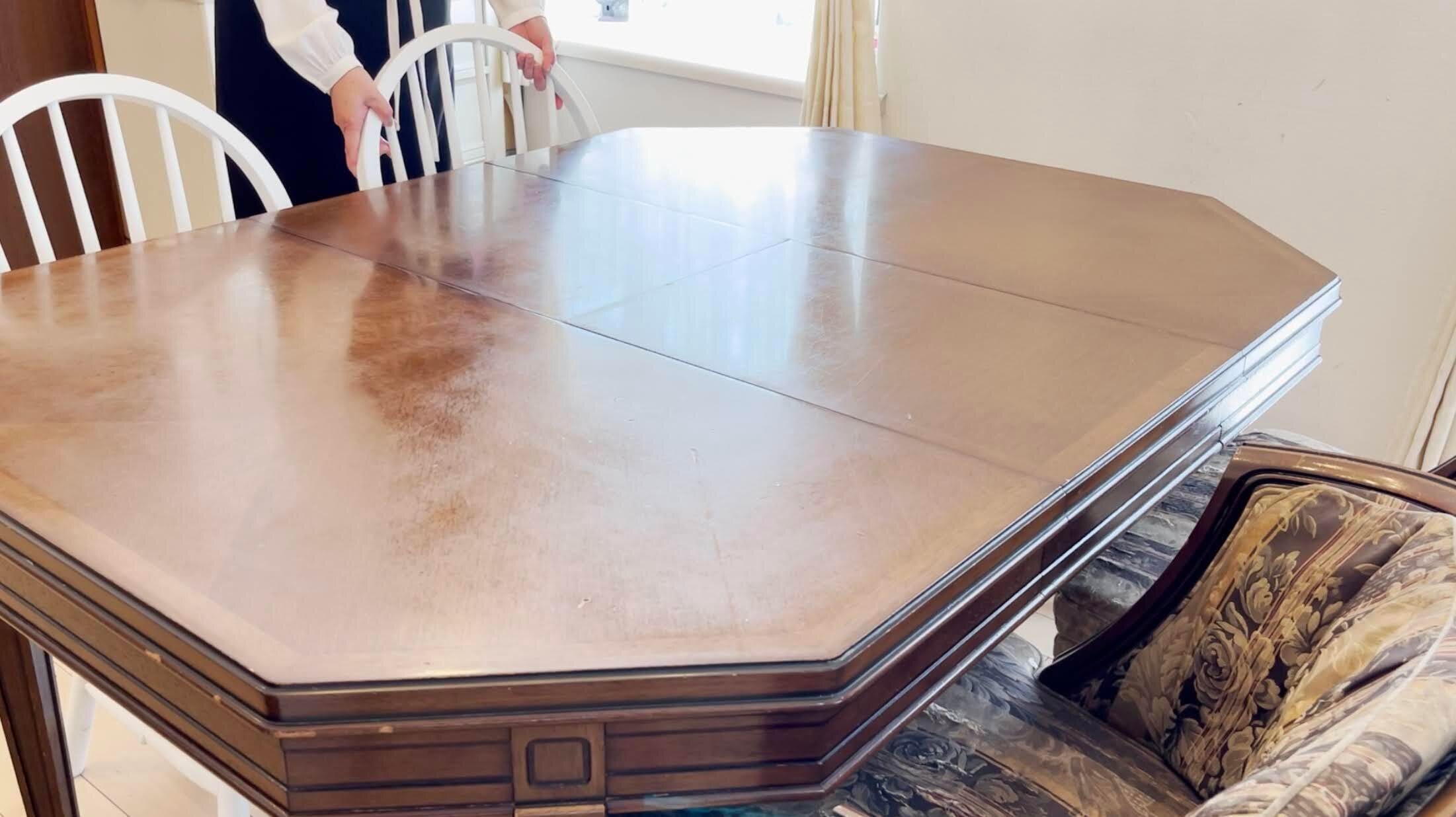 テーブルの上をリセット