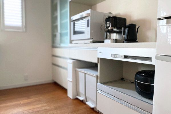 色に統一感があるキッチン