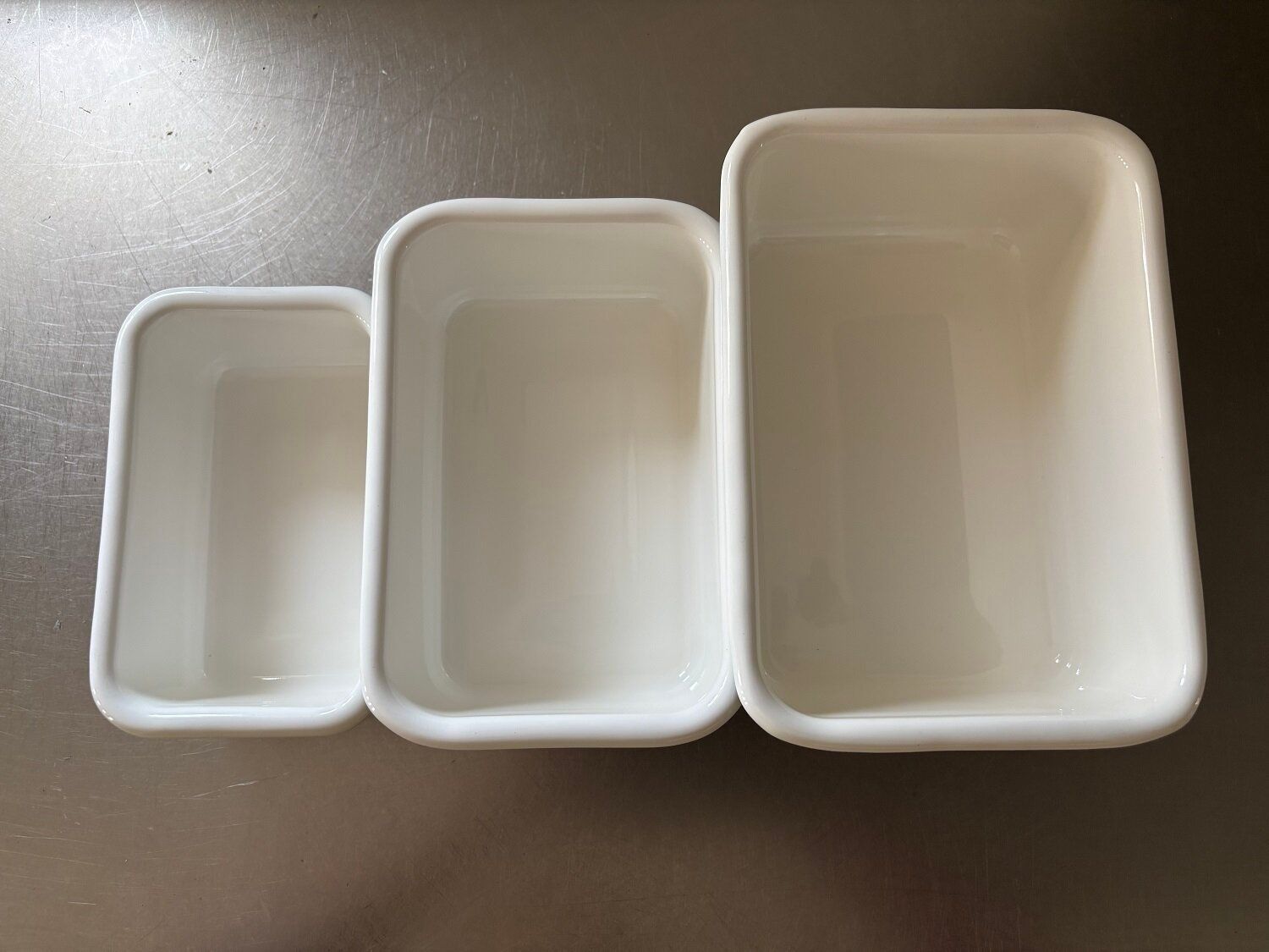 【3COINS】グレー色がかわいすぎる!機能もうれしいホーロー容器