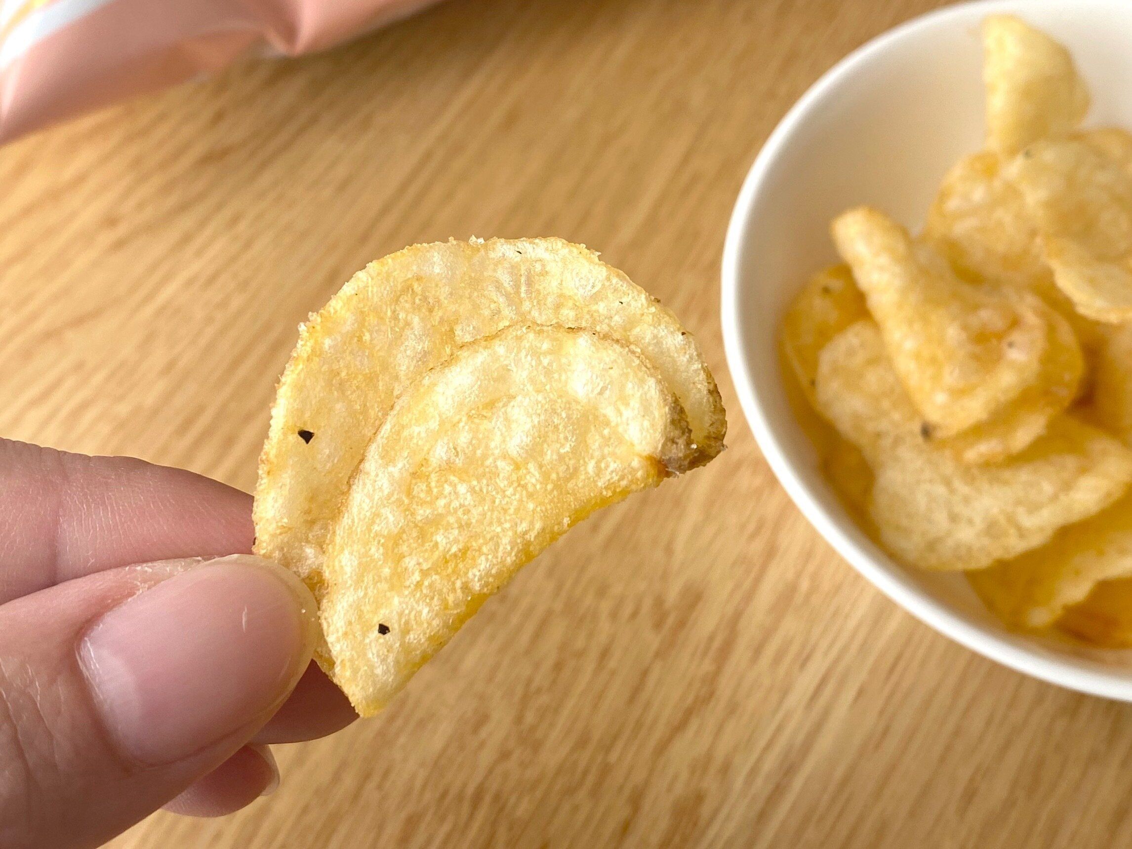 フラ印 マウイチップス ガーリックシュリンプ味