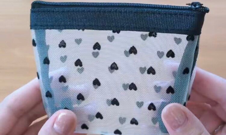 ハートのポーチ