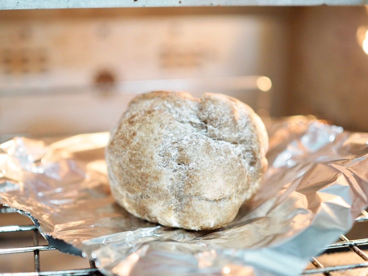 シャトレーゼ「ふっくらシューアイス ミルクチョコ」オーブンイン