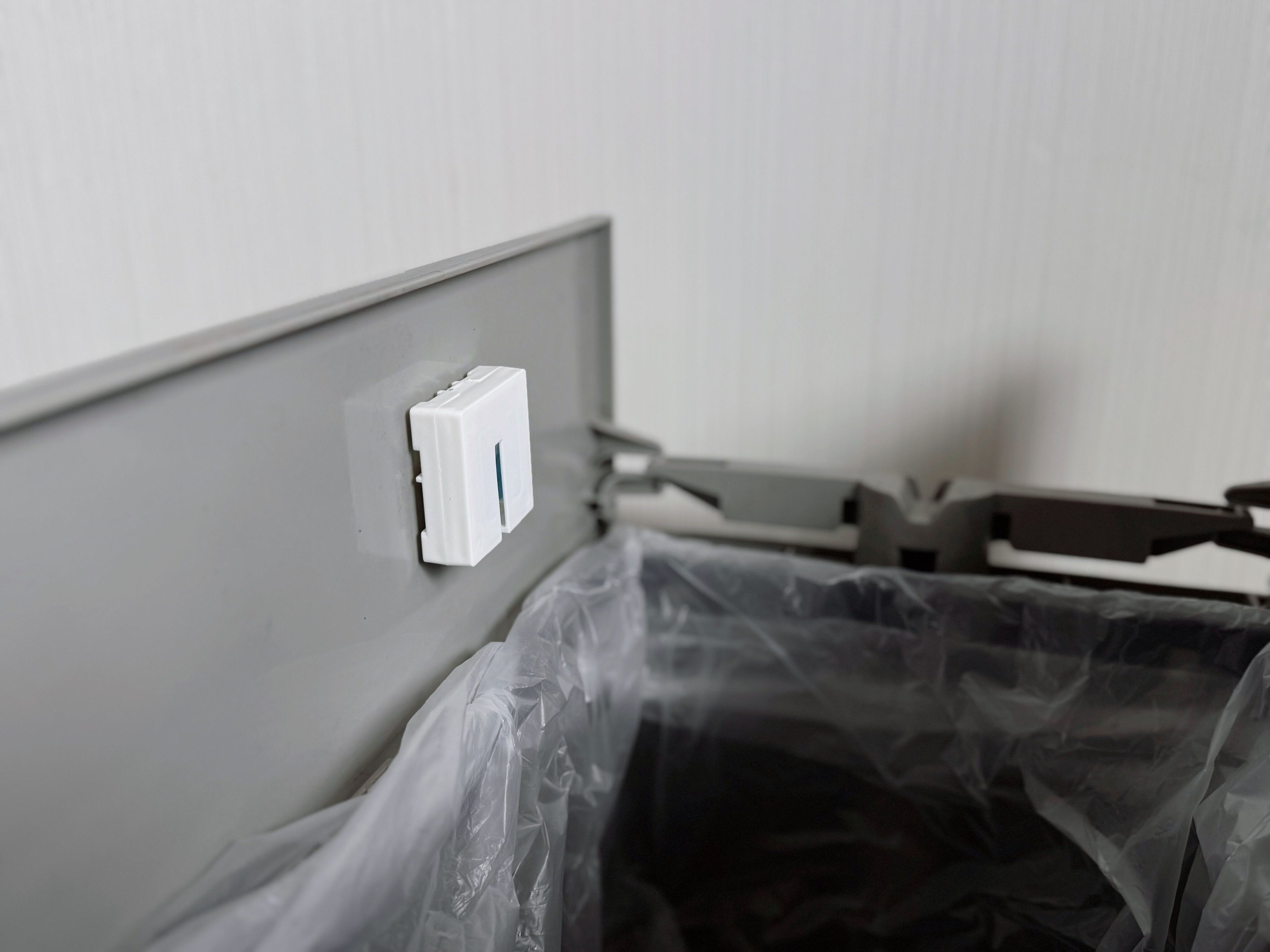 2．ゴミ箱用脱臭剤