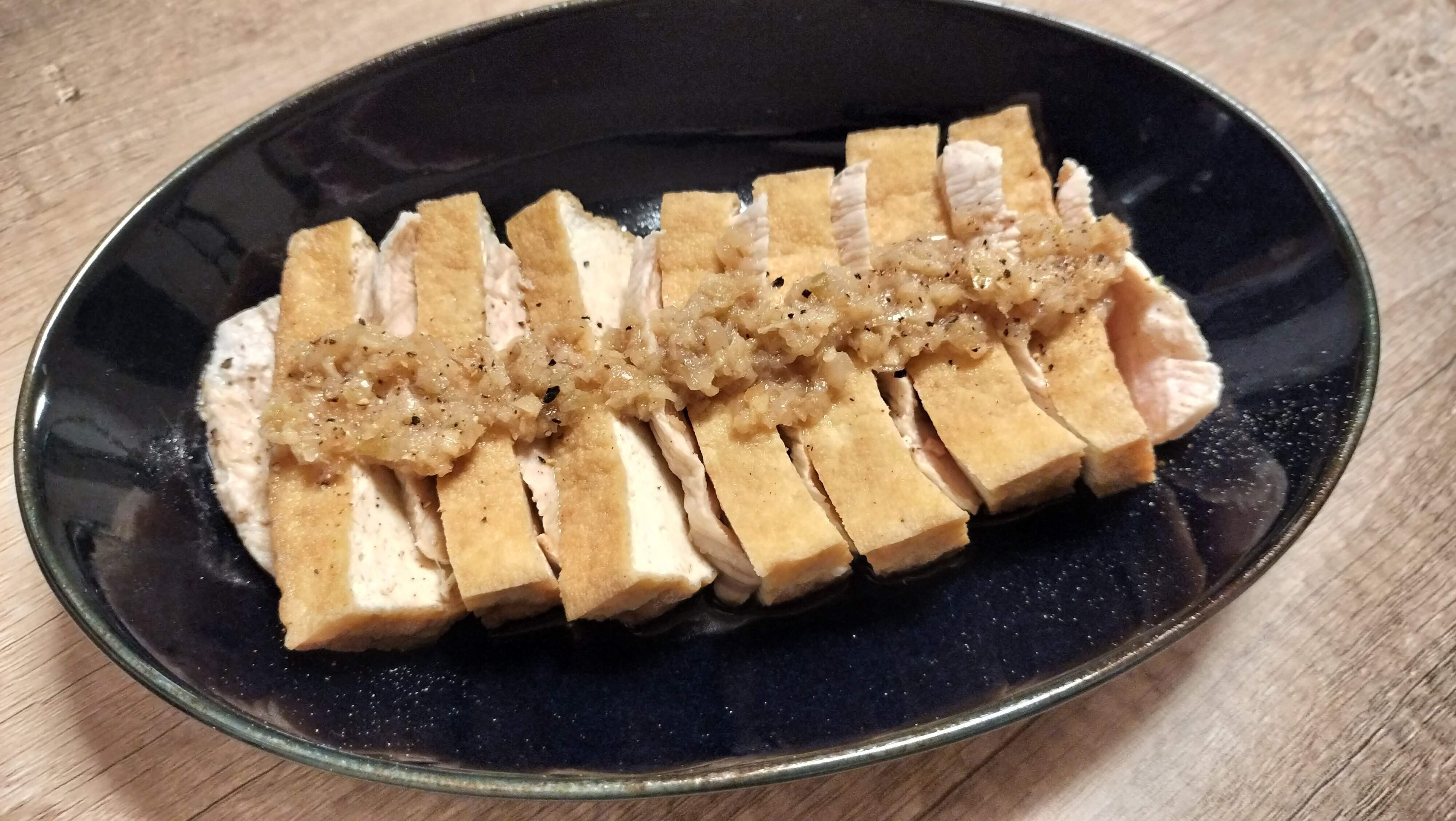 厚揚げと茹で鶏の万能たれかけ