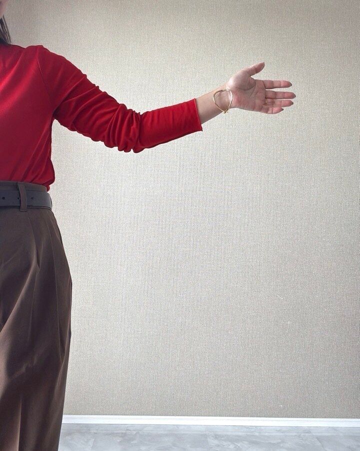 GU ソフトシアークルーネックT