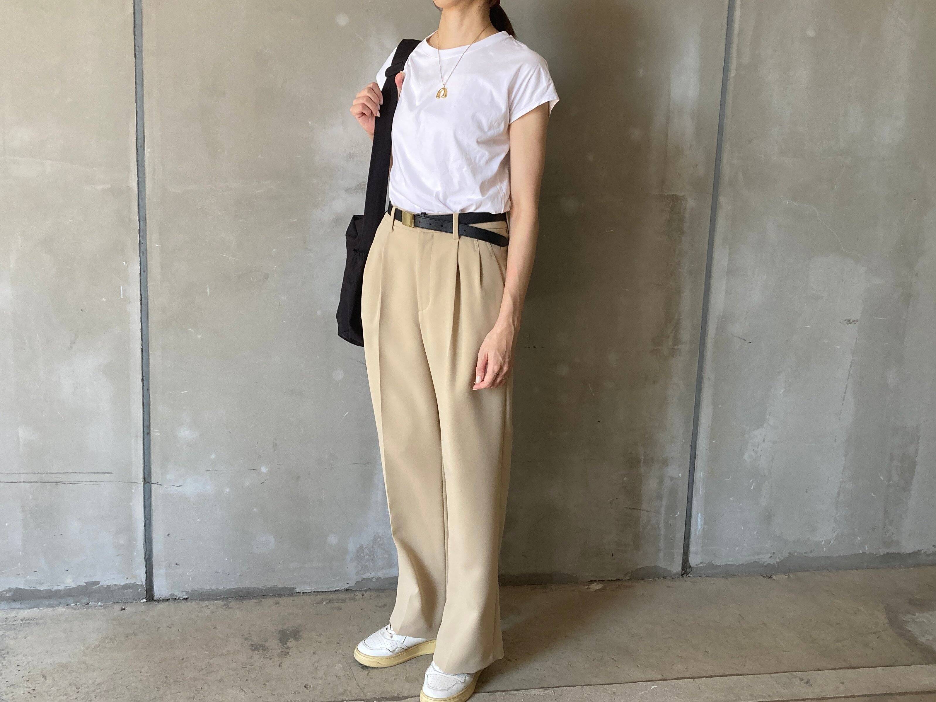 「迷ったら定番カラーを買って!」1枚買えば長く着回せる【ユニクロ&GU】の白&黒アイテム