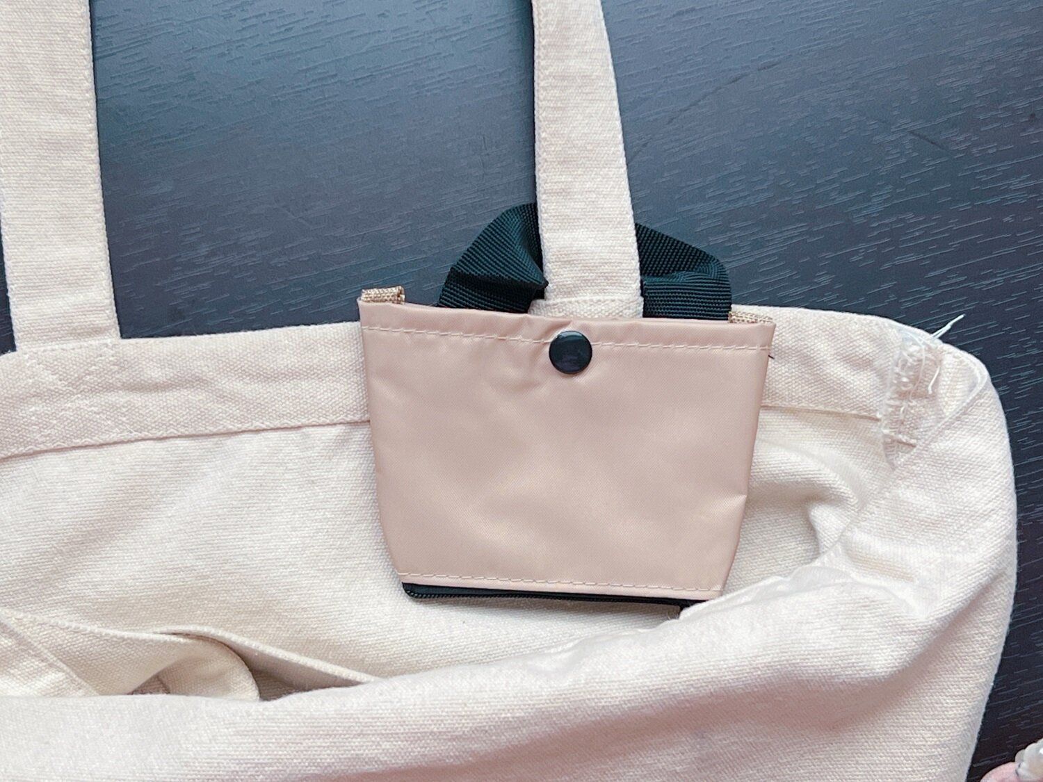 セリアの「2WAYバッグインポーチ」が便利!