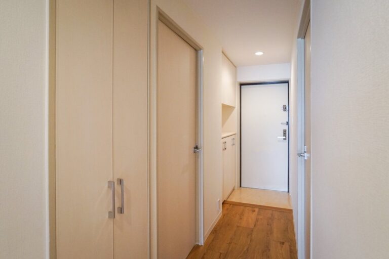 安全な避難のために！整理収納アドバイザーが教える「避難経路の片づけポイント」