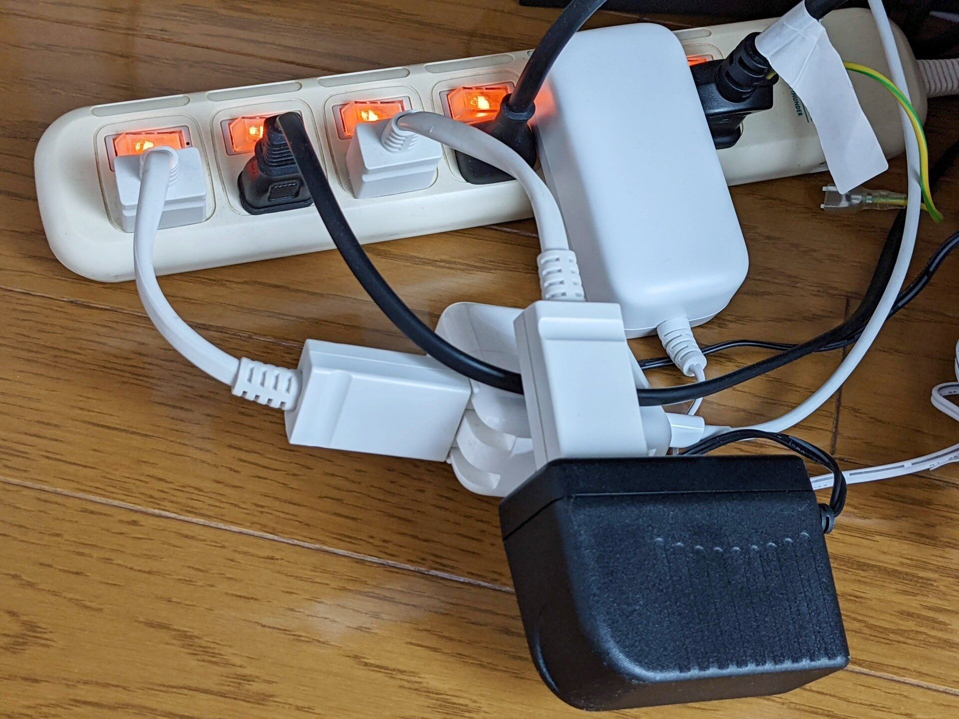 3．配線がごちゃついている