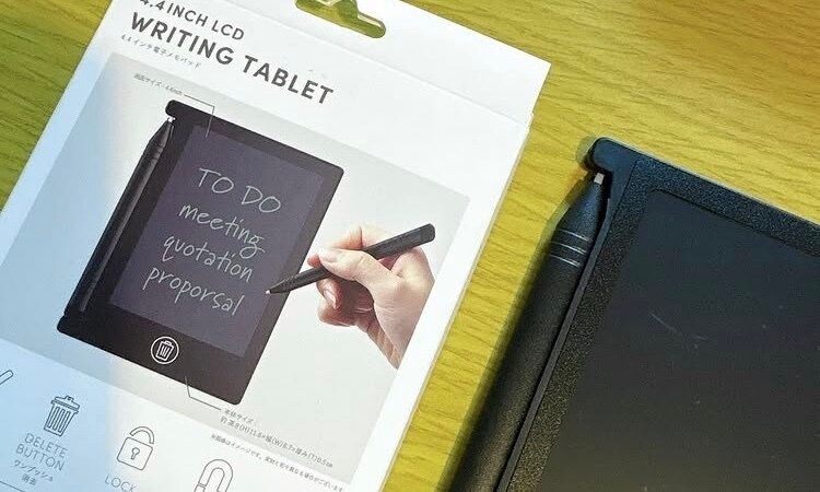 お出かけやメモに便利！【3COINS】「暇つぶしに大活躍！」「真似して買った」おすすめアイテム