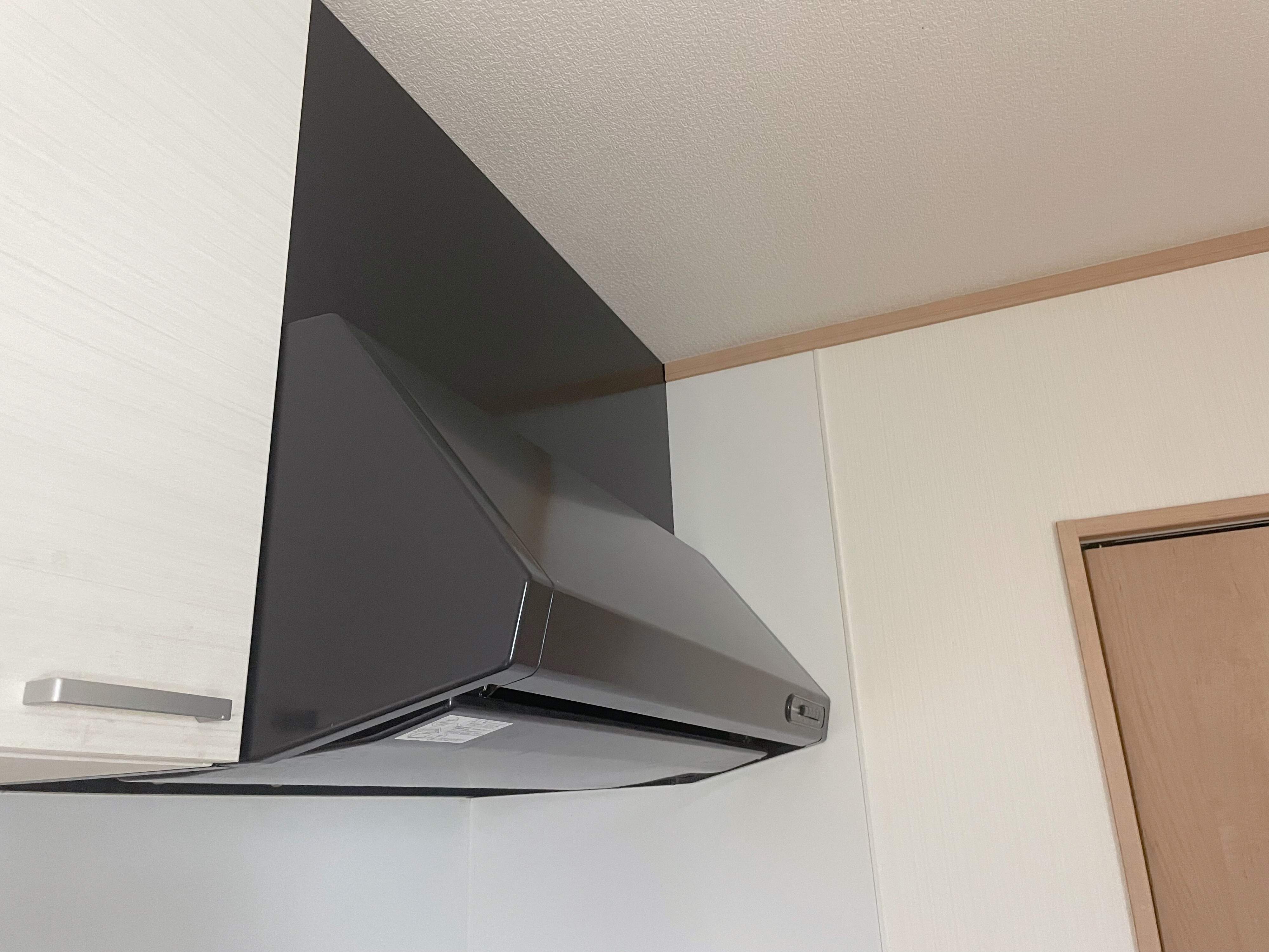 目からウロコな「レンジフード部材」の効率的な掃除方法