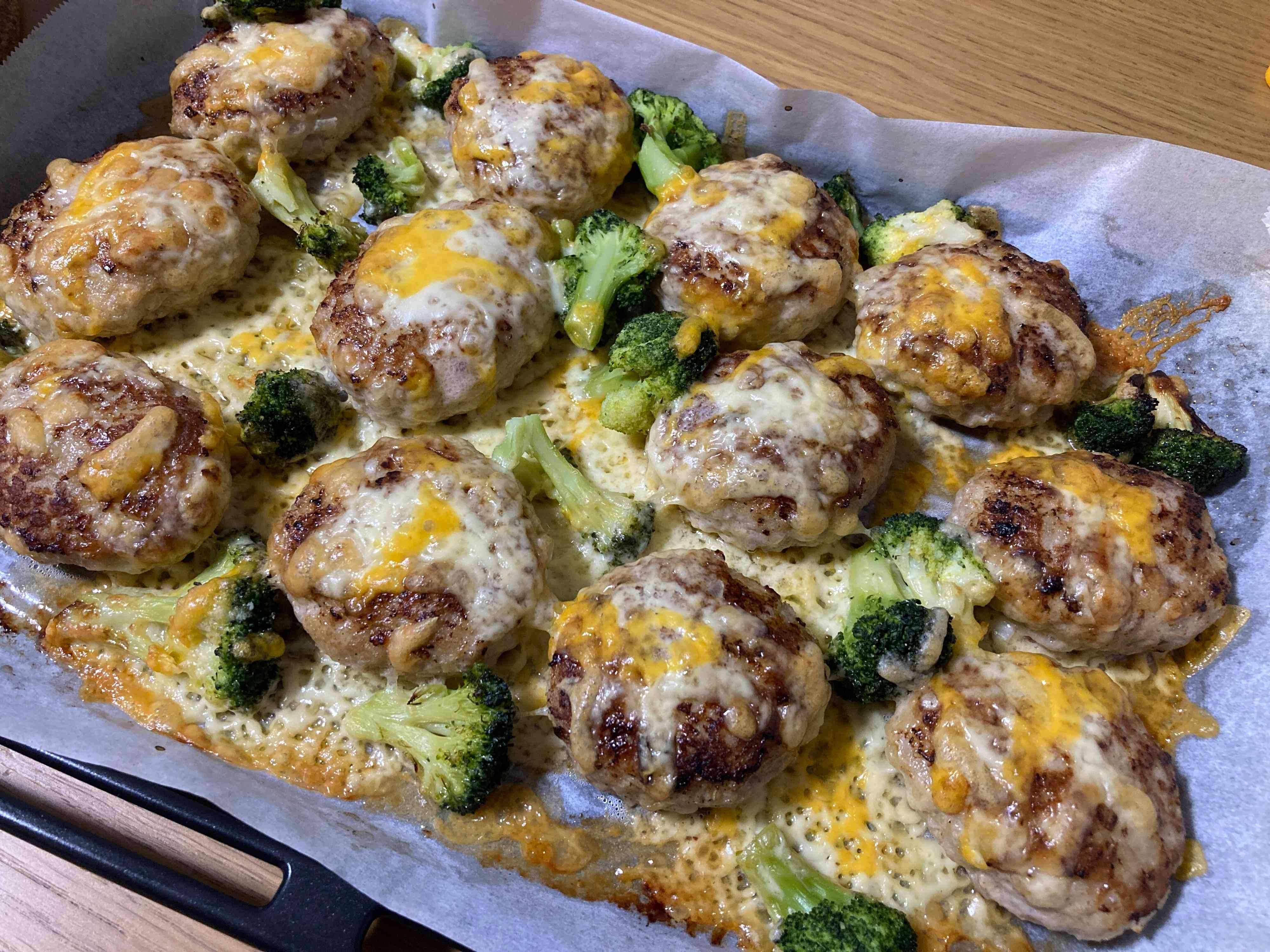 えのきでかさましして作ったハンバーグ