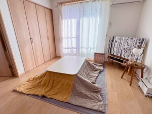 【実体験レポート】冬の暮らしが激変！こたつ歴7年のシンプリストが明かすメリットとデメリット