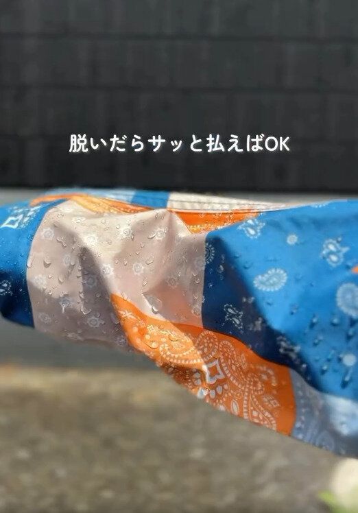 【ワークマン】防水性もすごいので脱いだらさっと払うだけ