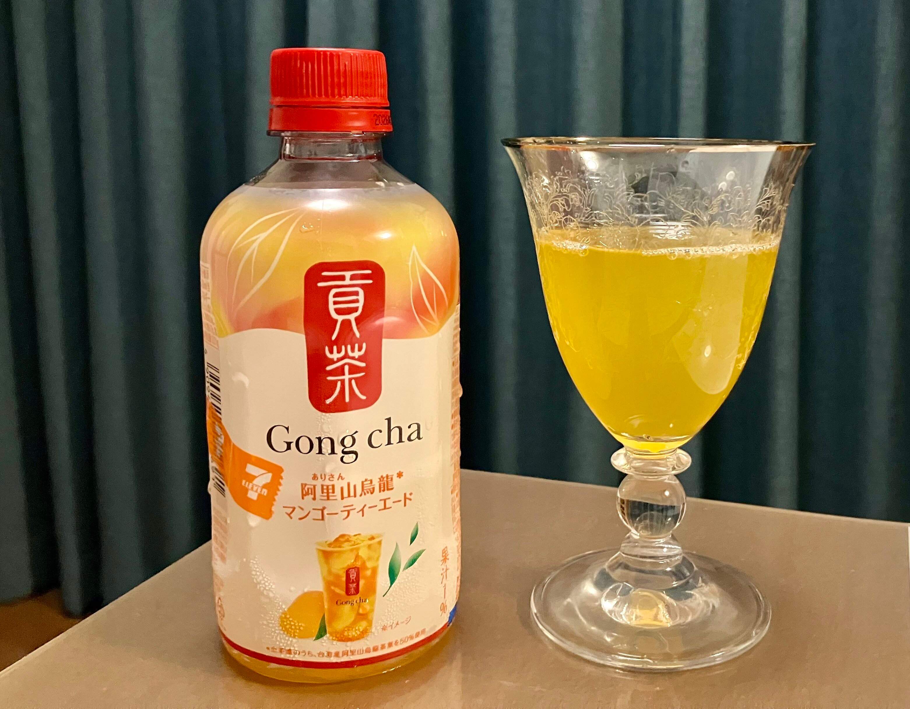 貢茶 阿里山烏龍マンゴーティーエード