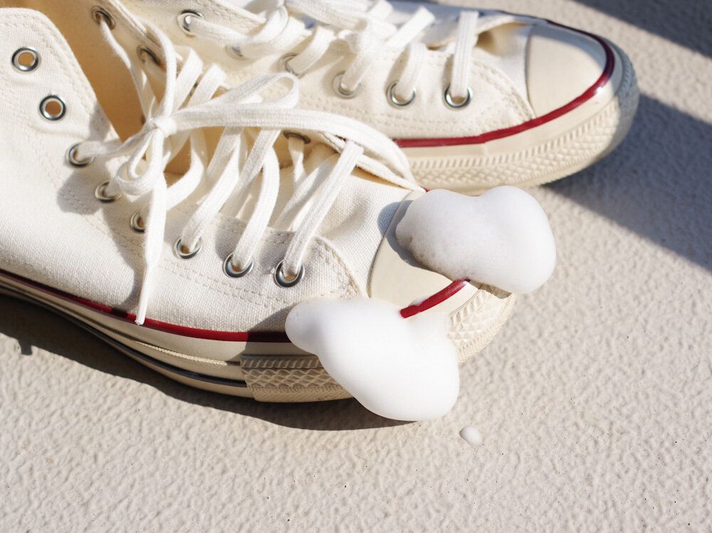 【無印良品】“部分洗いに”“洗ってすぐに外出できる”試す価値大な「水のいらないシューズクリーナー」