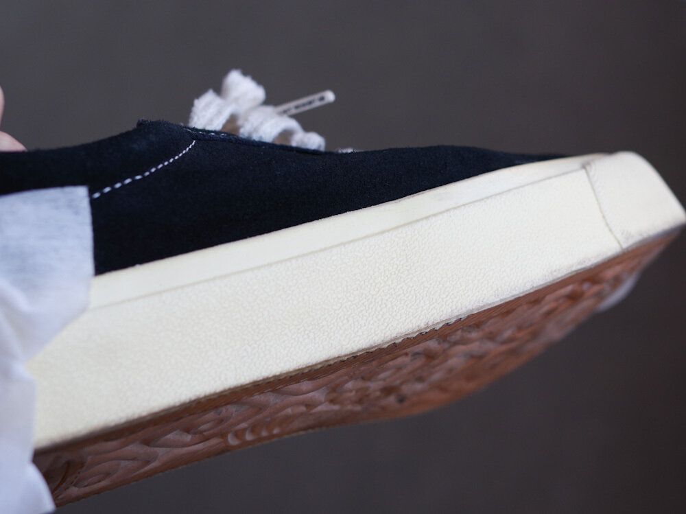 【無印良品】“部分洗いに”“洗ってすぐに外出できる”試す価値大な「水のいらないシューズクリーナー」