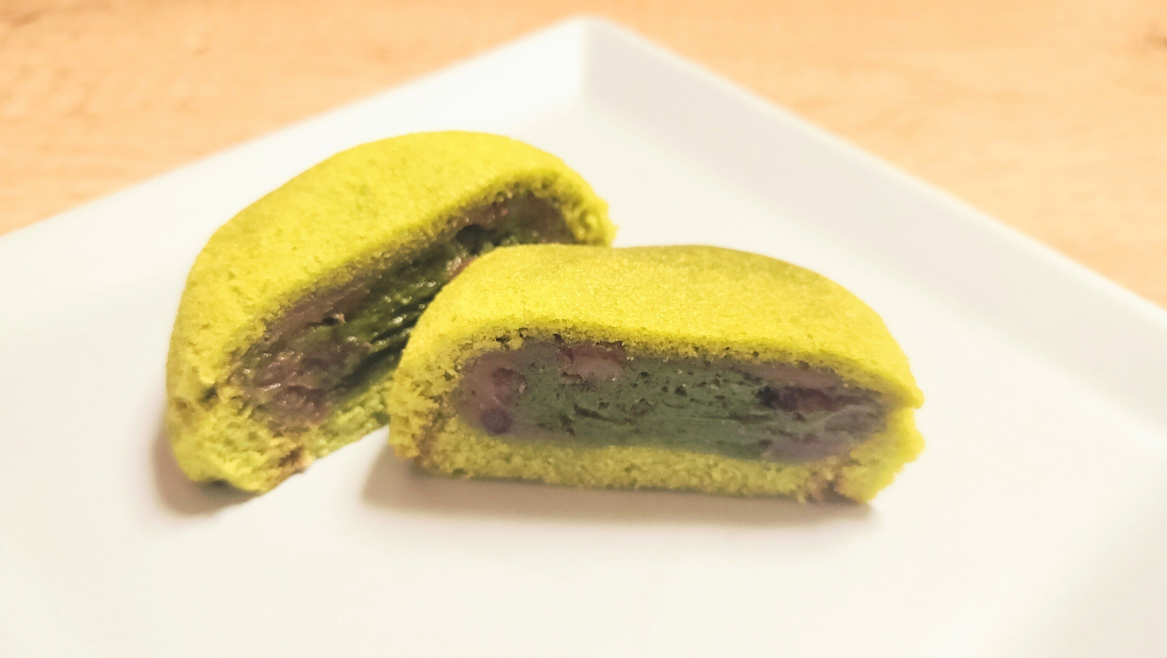 ふんわりムーン宇治抹茶あずき