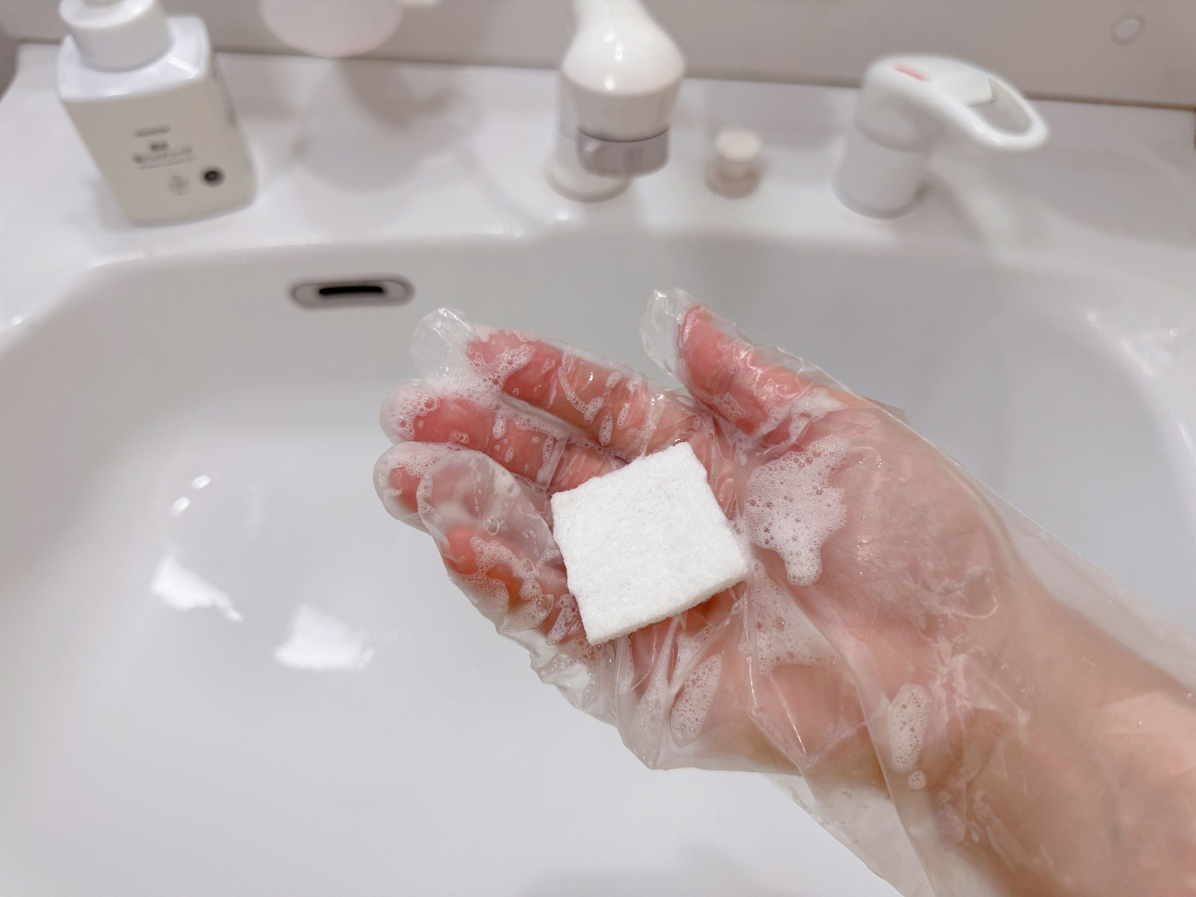 2.洗剤付 水で泡立つ不織布クリーナー