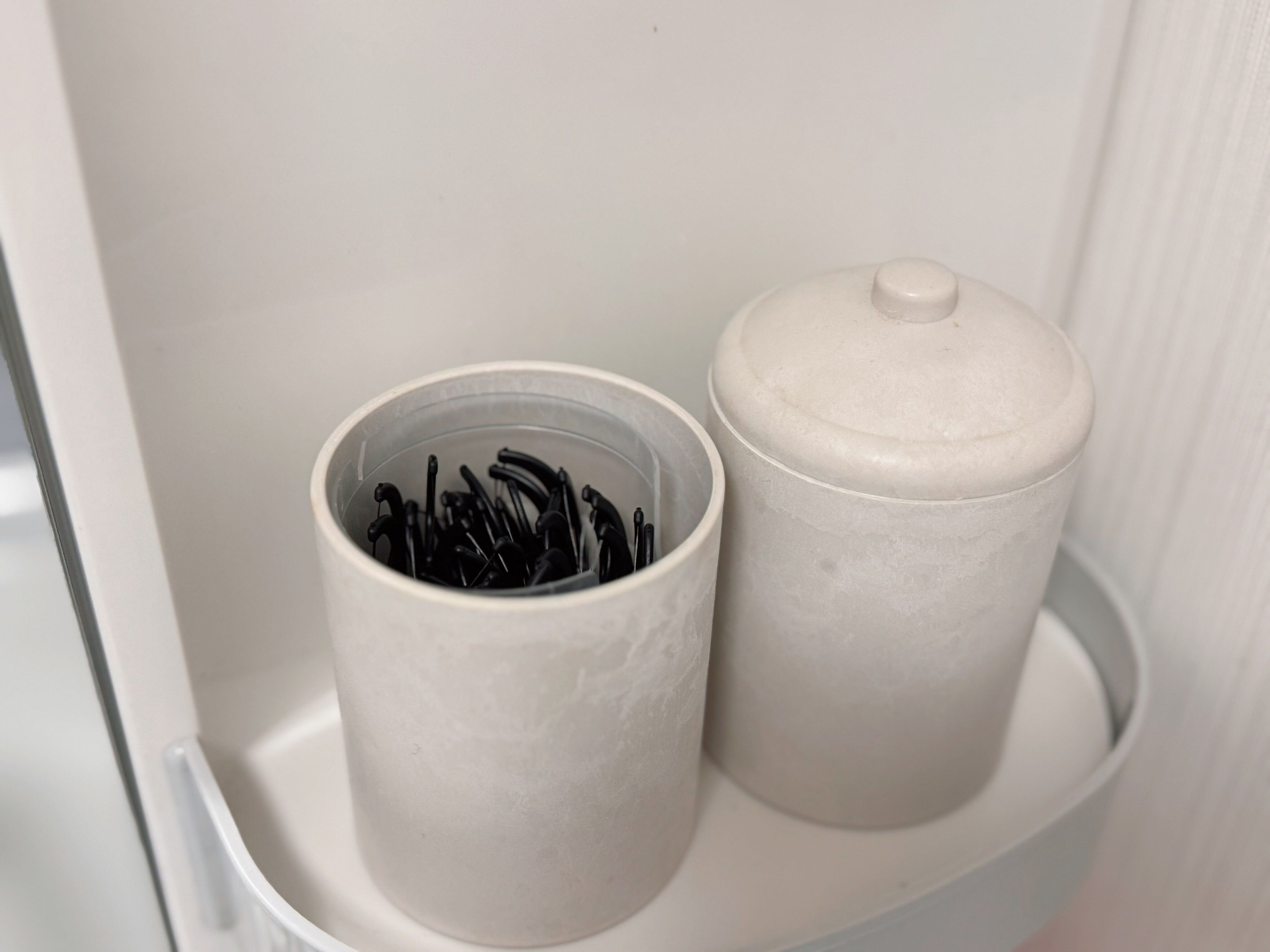 2.フロス&ピック 竹炭