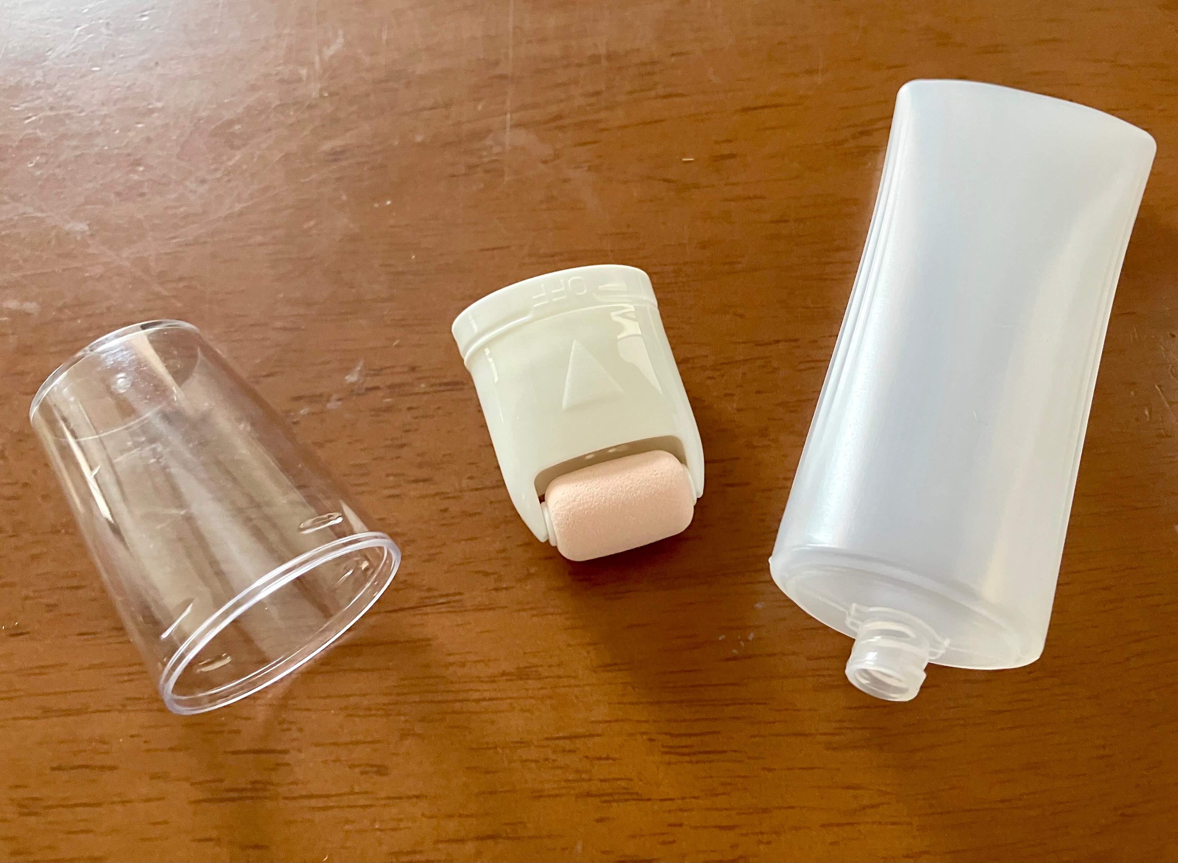 パーツを外します