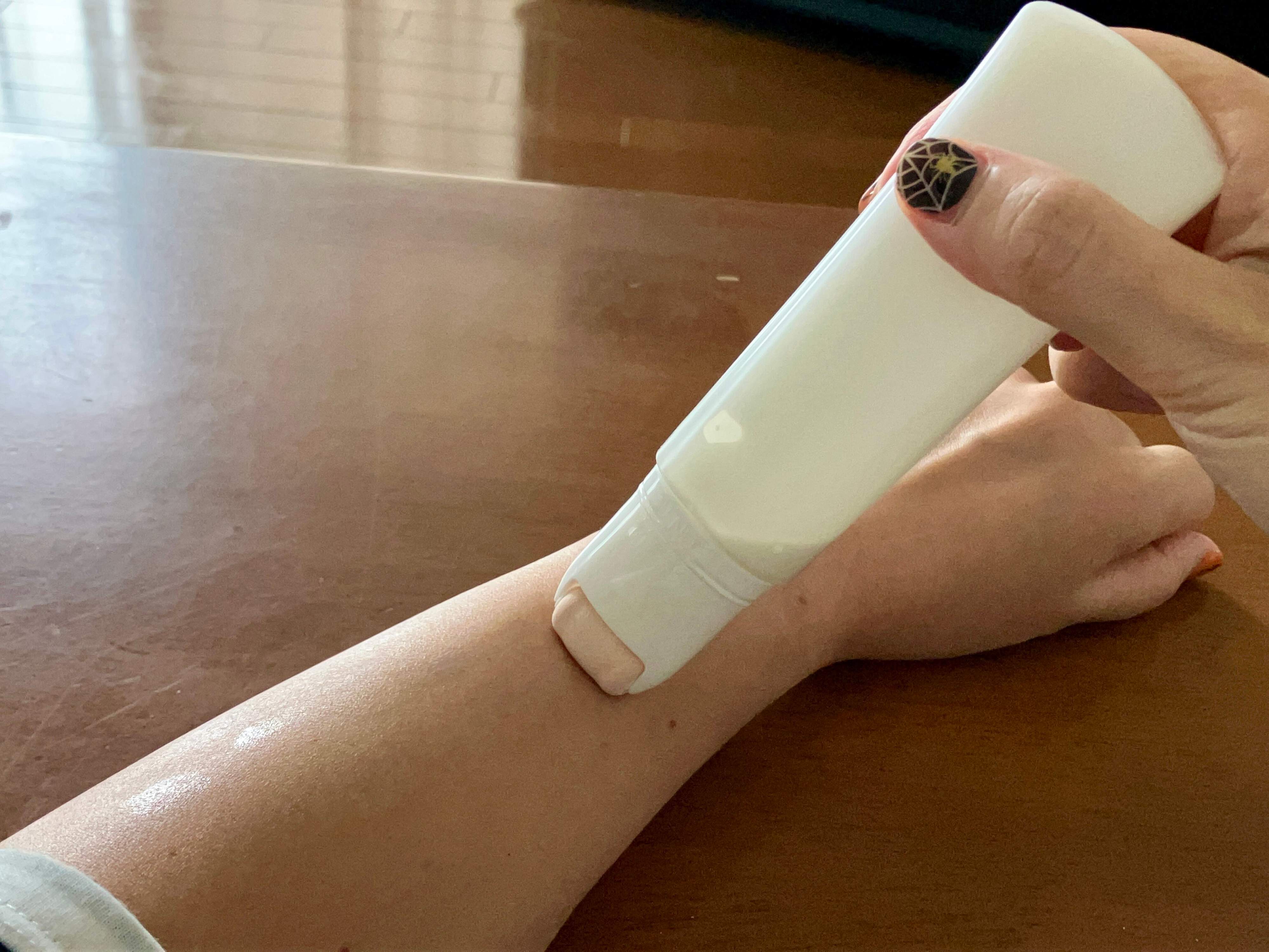 ローラーで塗ってみた