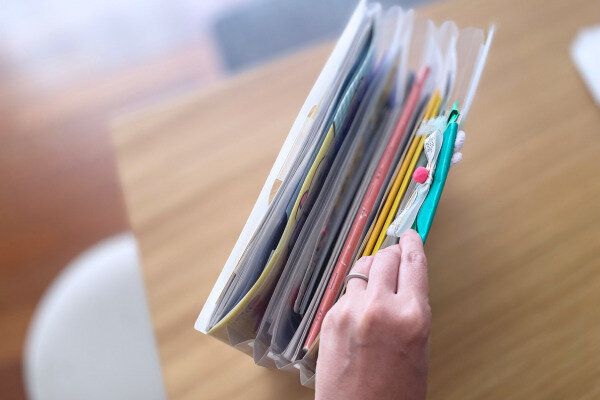 子どもが残したいものを収納したじゃばらファイル(使用例)