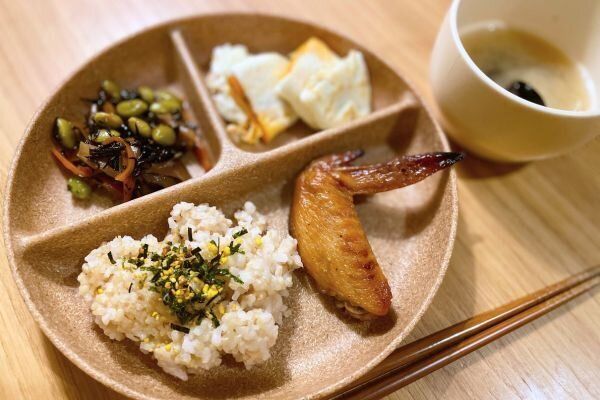 仕切り付きプレートを活用した盛り付け例