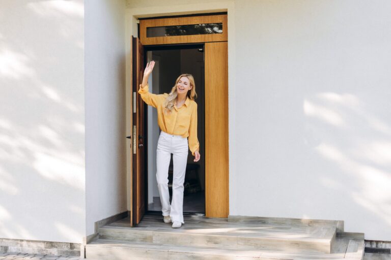 「家、散らかってそう…」と思われる玄関の共通点って？片づけのプロが指摘！