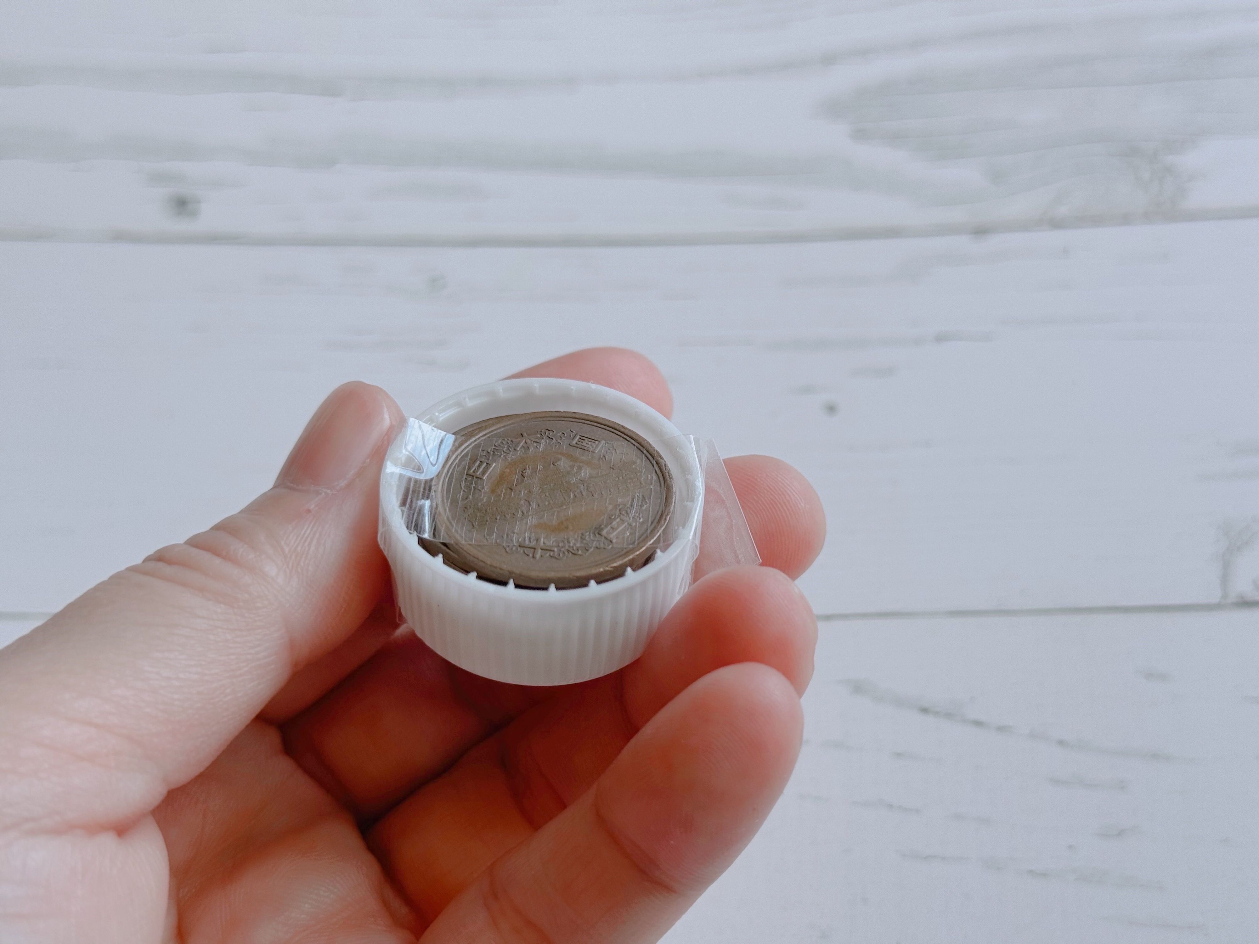 5.公衆電話用のコインケースとして